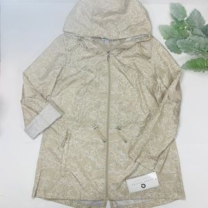 SUSAN GRAVER | Full Zip Hooded Packable Jacket